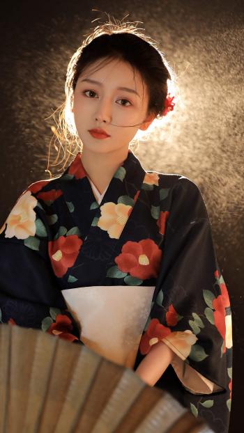 清爽短发美女手机壁纸图片第1张