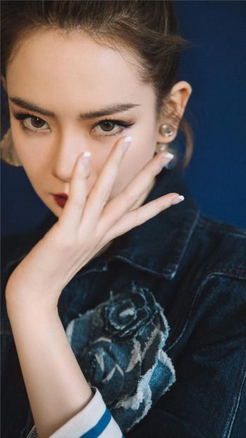 戚薇图片 _ 第(1)张