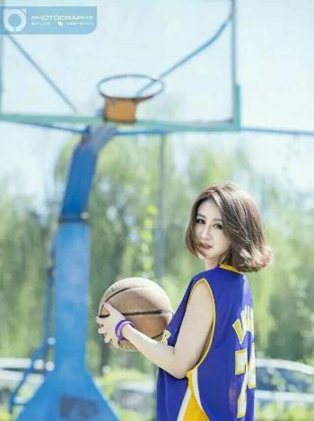 亚洲美女网站合家欢-中秋特辑于思琪&颜爱泽&沈佳熹147爱人体人体壁纸图片第1张