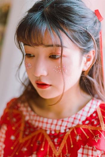 性感美女高兮妍抚媚诱惑迷人写真图片合集(二)第1张