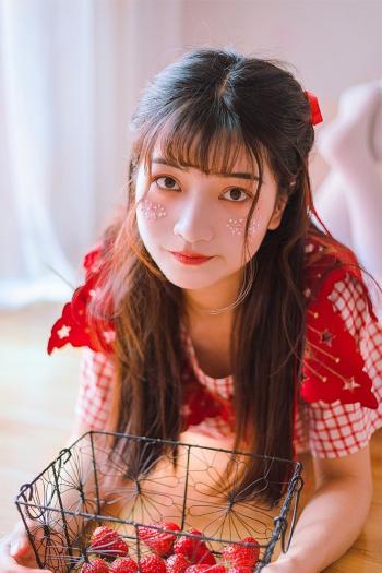 性感美女高兮妍抚媚诱惑迷人写真图片合集(二)第4张