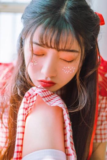 性感美女高兮妍抚媚诱惑迷人写真图片合集(二)第5张