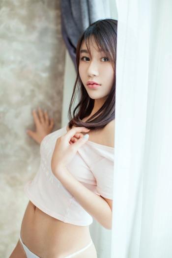 美女写真图片 _ 第(14)张