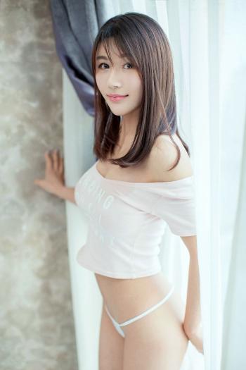 美女写真图片 _ 第(18)张