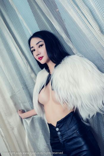 美女写真图片 _ 第(18)张
