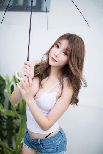 美女写真图片 _ 第(18)张