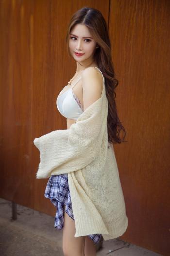 美女写真图片 _ 第(12)张