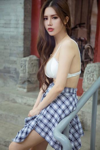美女写真图片 _ 第(16)张