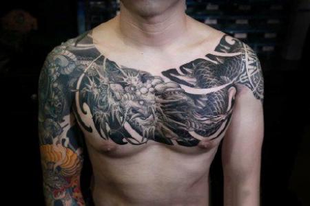 胸前欧美死神纹身图案_胸部纹身图案大全_纹身图吧第0张