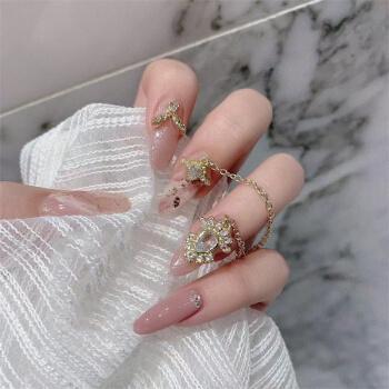 透粉色美甲图片 透粉美甲图片大全第1张