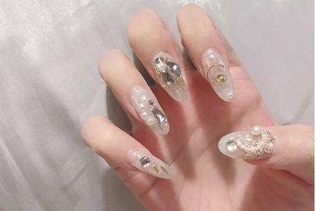 白美甲图片 _ 第(17)张