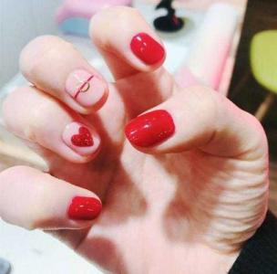 白美甲图片 _ 第(18)张