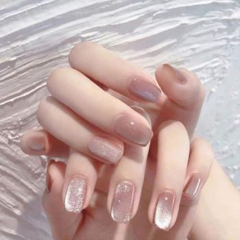 白美甲图片 _ 第(20)张