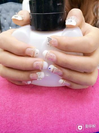 白美甲图片 _ 第(16)张