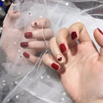 白美甲图片 _ 第(18)张