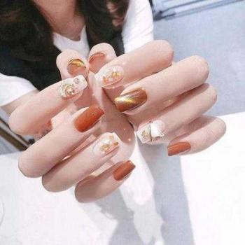 黑美甲图片 _ 第(15)张