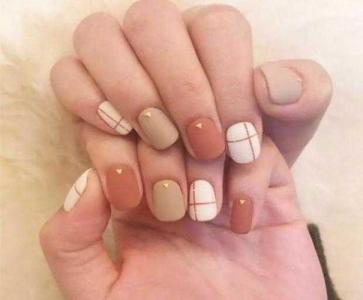 黑美甲图片 _ 第(20)张