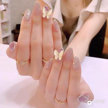 灰美甲图片 _ 第(9)张