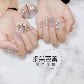 热门美甲图片 _ 第(13)张