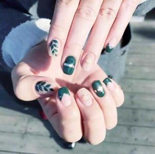 热门美甲图片 _ 第(15)张