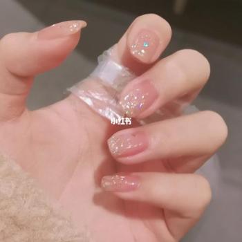 透粉色美甲图片 透粉美甲图片大全第2张