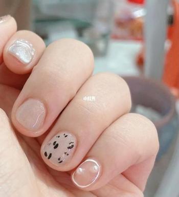 混合美甲图片 _ 第(14)张
