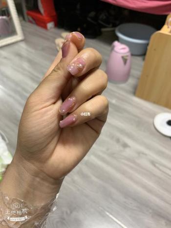 黑美甲图片 _ 第(18)张