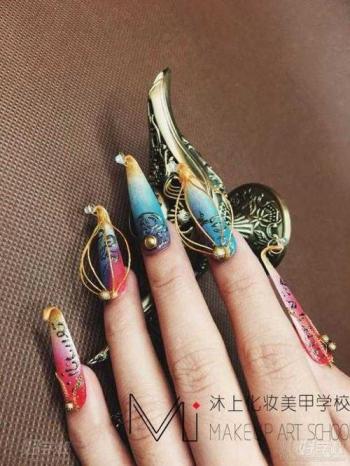 热门美甲图片 _ 第(9)张