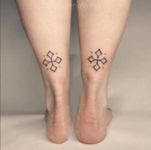   腿部纹身图片 _ 第(1)张