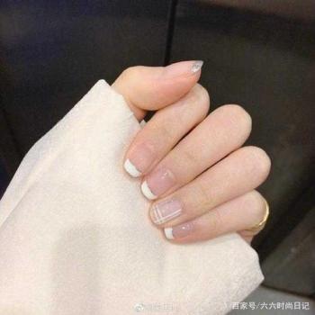 白美甲图片 _ 第(10)张