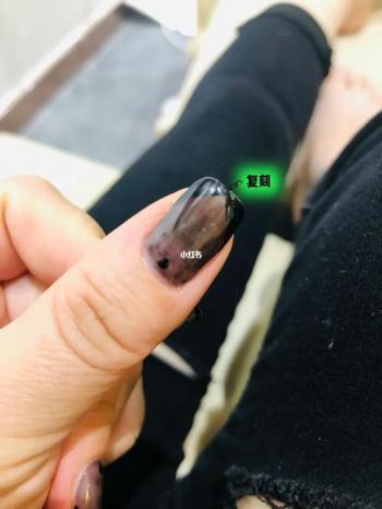 黑美甲图片 _ 第(16)张
