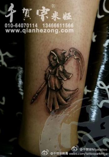 腿部死神纹身图，给你一种黑暗的气息黑色披风_腿部纹身图案大全_纹身图吧第0张