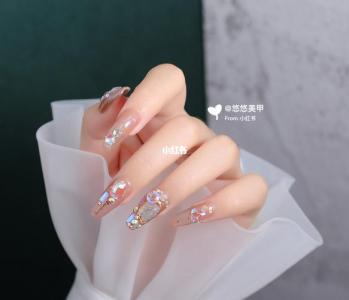 白美甲图片 _ 第(9)张