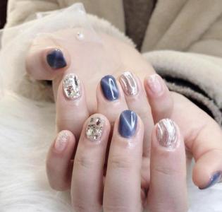 白美甲图片 _ 第(18)张