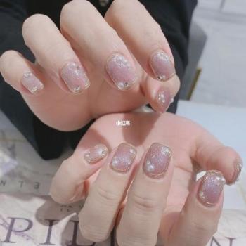 白美甲图片 _ 第(19)张
