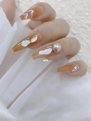 白美甲图片 _ 第(10)张