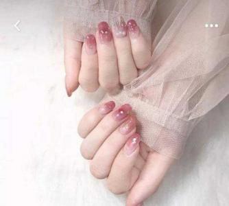 白美甲图片 _ 第(11)张
