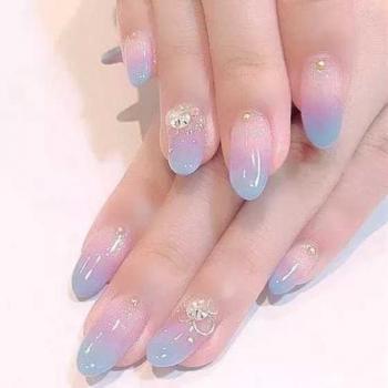 白美甲图片 _ 第(19)张