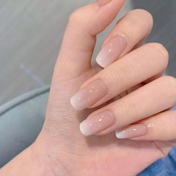 白美甲图片 _ 第(12)张