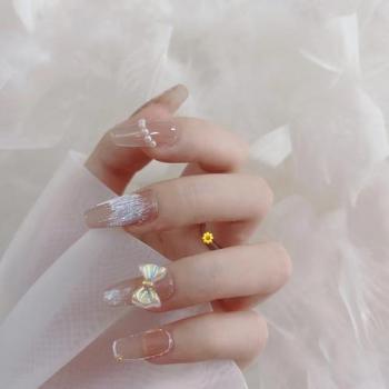 白美甲图片 _ 第(16)张
