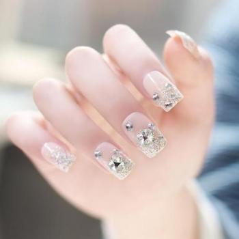 白美甲图片 _ 第(15)张