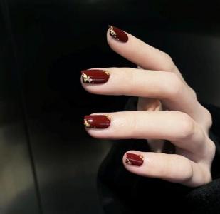 白美甲图片 _ 第(17)张