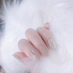 白美甲图片 _ 第(19)张