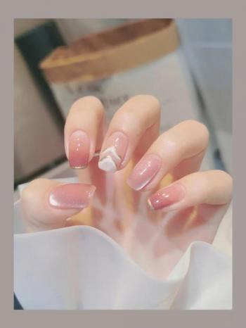 白美甲图片 _ 第(13)张