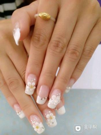 白美甲图片 _ 第(18)张