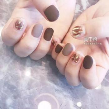 黑美甲图片 _ 第(17)张