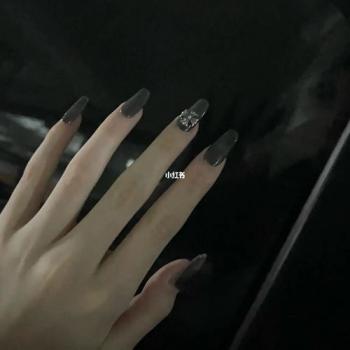 磨砂美甲 黑色磨砂美甲图片第3张