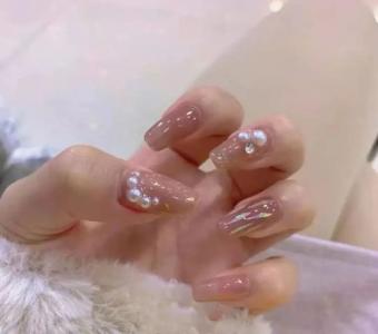 黑美甲图片 _ 第(12)张