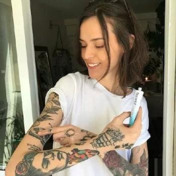 迷人的一组帅气小姐姐纹身美女图片9张第5张