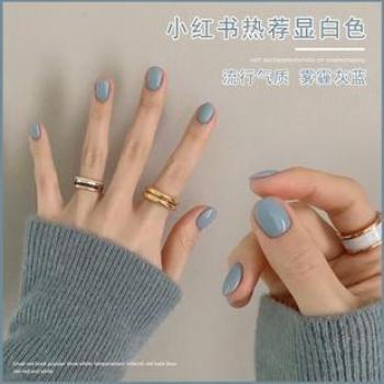 雾霾蓝美甲款式图片 雾霾蓝白色美甲第4张